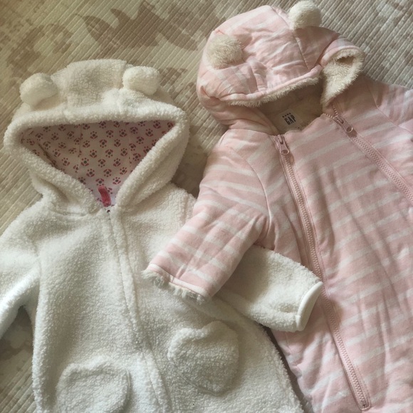 Baby girl snowsuits bundle (0-3 months) - Picture 3 of 5